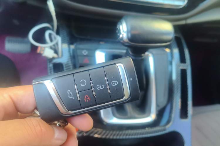 Used GAC Trumpchi M6 2019 270T Automatic Luxury Edition (7-seater) China V Standard Vehicle Key