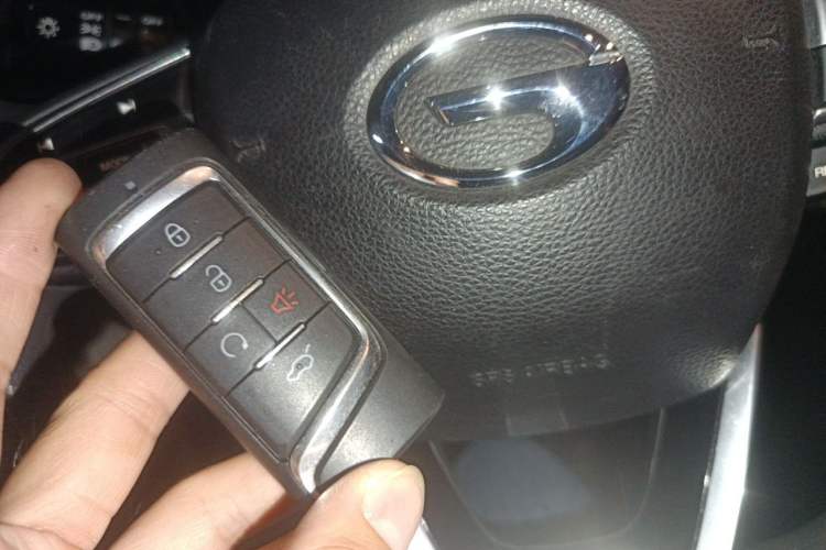Used GAC Trumpchi M6 2019 270T Automatic Luxury Edition (6-seater) - China V Standard Vehicle Key