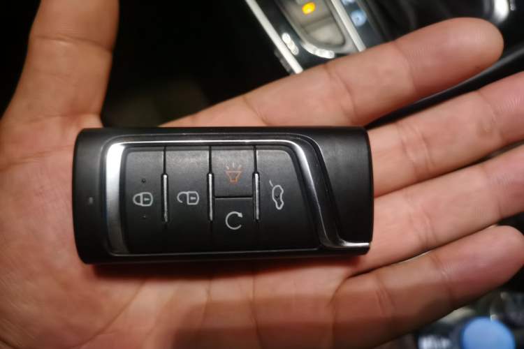 Used GAC Trumpchi M6 2019 270T Automatic Luxury Edition (7-seater) China V Standard Vehicle Key
