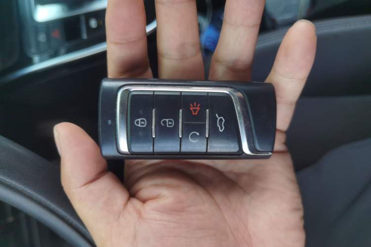 Used GAC Trumpchi M6 2019 270T Automatic Luxury Edition (7-seater) China V Standard Vehicle Key