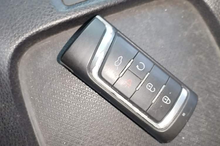Used GAC Trumpchi M6 2019 270T Automatic Luxury Edition (7-seater) China V Standard Vehicle Key