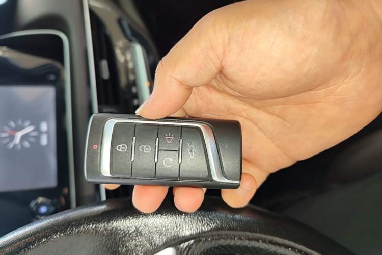 Used GAC Trumpchi M6 2019 270T DCT Luxury Edition (7-seater) China VI Vehicle Key