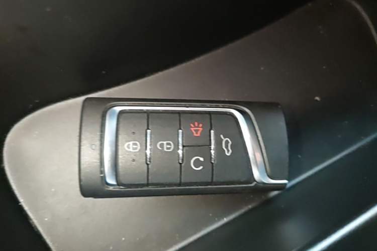 Used GAC Trumpchi M6 2019 270T Automatic Luxury Edition (7-seater) China V Standard Vehicle Key