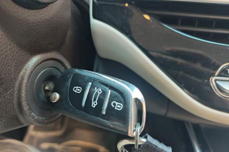 Used GAC Trumpchi M6 2019 270T DCT Elite Edition (7-seater) China VI Vehicle Key