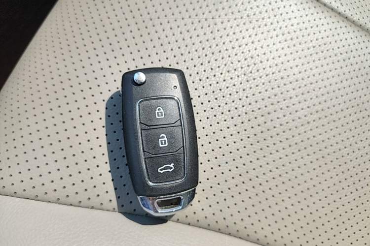 Used GAC Trumpchi M6 2019 270T DCT Elite Edition (7-seater) China VI Vehicle Key