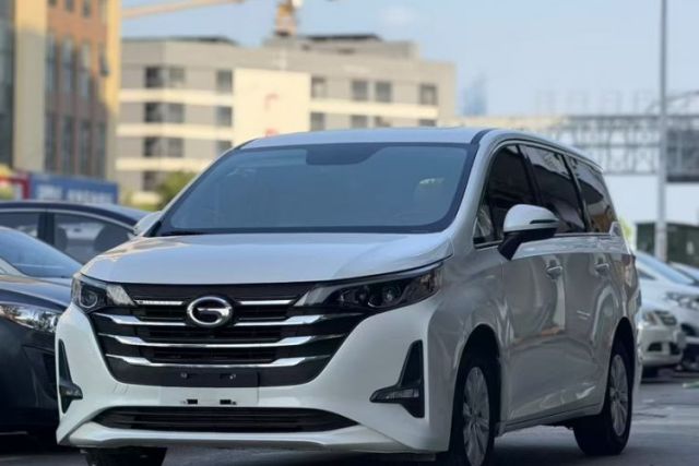Ojetý GAC Trumpchi M6 2019 270T DCT Luxury Edition (7-seater) China VI