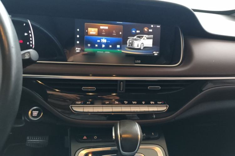 Used GAC Trumpchi M6 2021 270T DCT Luxury Edition (7-seater) Audio And AC Panel