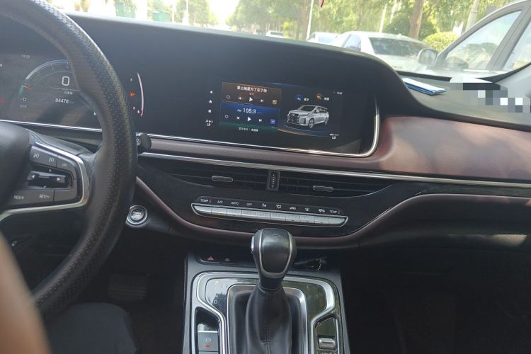 Used GAC Trumpchi M6 2021 PRO 270T DCT Luxury Edition Audio And AC Panel