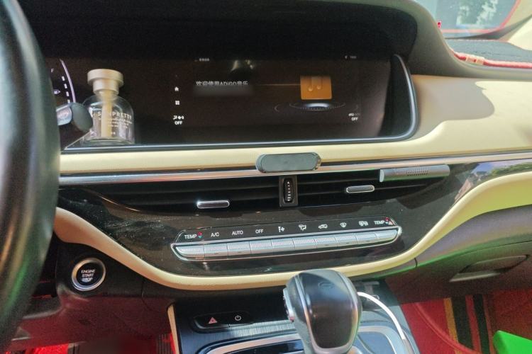 Used GAC Trumpchi M6 2021 PRO 270T Automatic Luxury Edition Audio And AC Panel