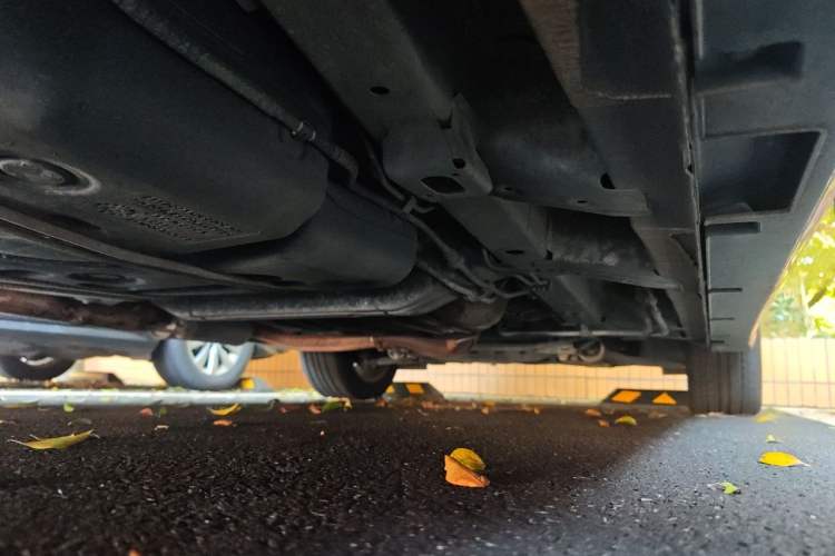 Used GAC Trumpchi M6 2021 PRO 270T DCT Luxury Edition Chassis Rear Right
