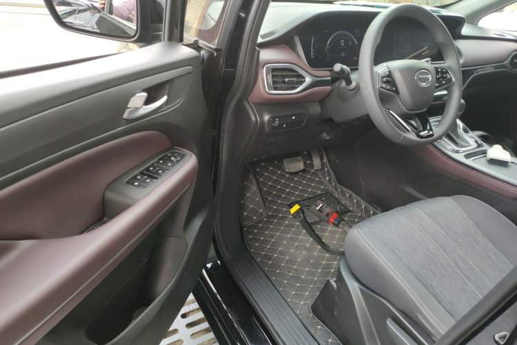 Used GAC Trumpchi M6 2021 PRO 270T Automatic Luxury Edition Driver Seat