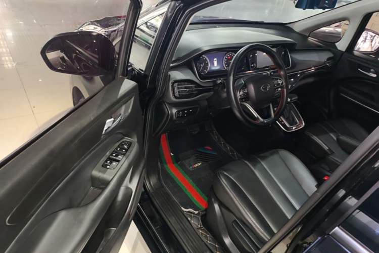 Used GAC Trumpchi M6 2021 270T DCT Luxury Edition (7 Seats) Driver Seat