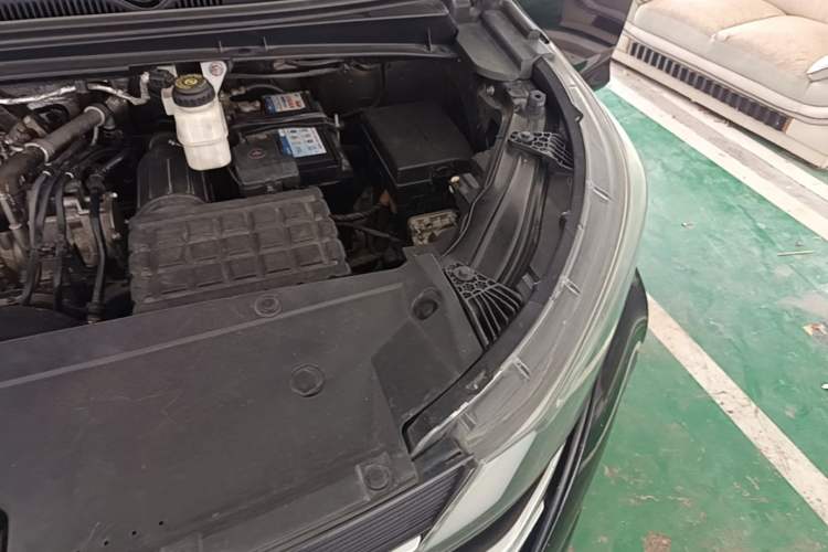 Used GAC Trumpchi M6 2021 270T DCT Luxury Edition (7 Seats) Engine Bay Left