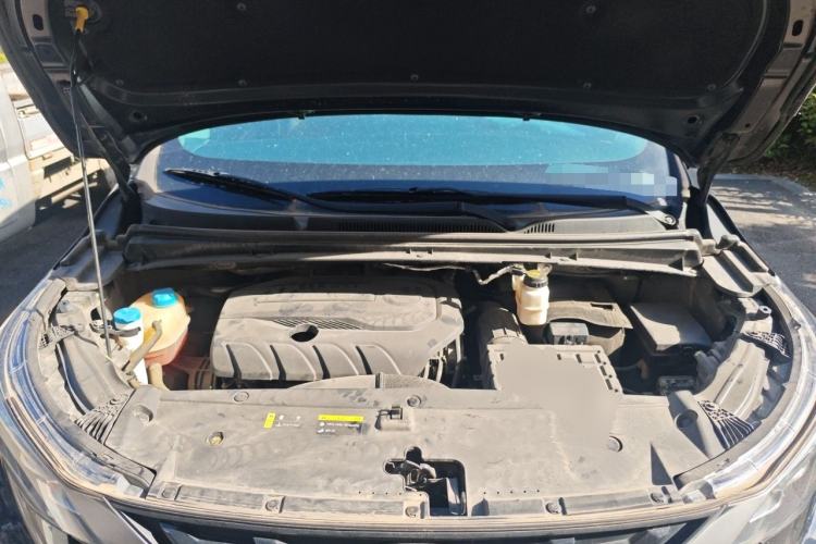 Used GAC Trumpchi M6 2021 PRO 270T Automatic Luxury Edition Engine Bay