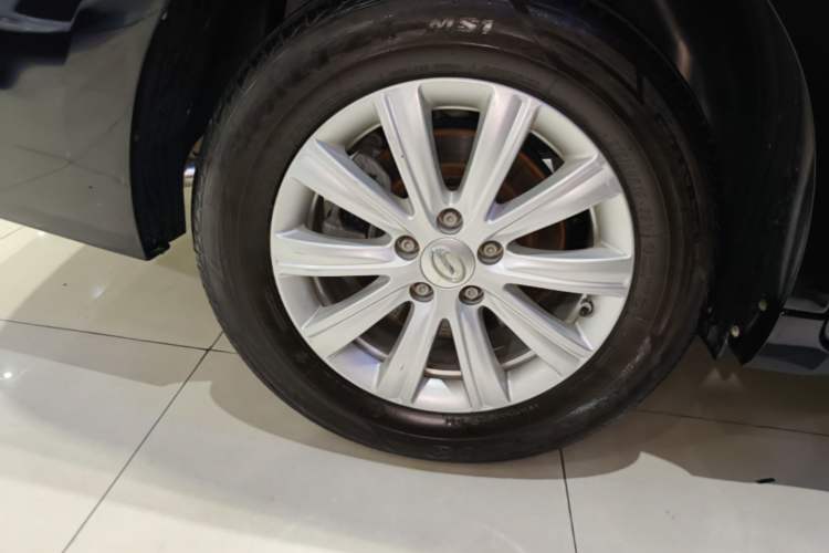 Used GAC Trumpchi M6 2021 270T DCT Luxury Edition (7 Seats) Exterior 5