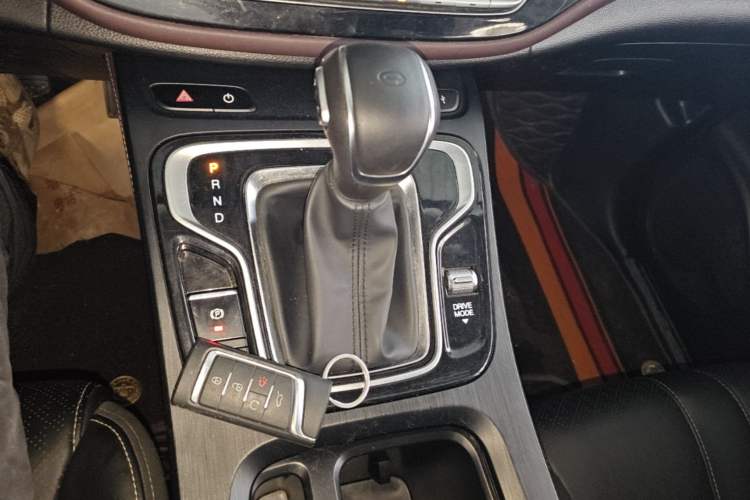 Used GAC Trumpchi M6 2021 PRO 270T DCT Luxury Edition Gear Lever