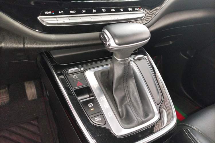 Used GAC Trumpchi M6 2021 270T DCT Luxury Edition (7-seater) Gear Lever