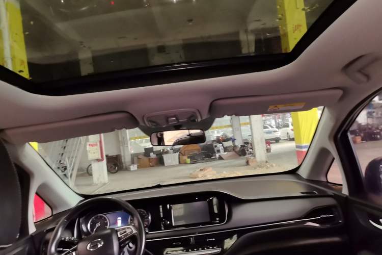 Used GAC Trumpchi M6 2021 270T DCT Luxury Edition (7-seater) Headliner