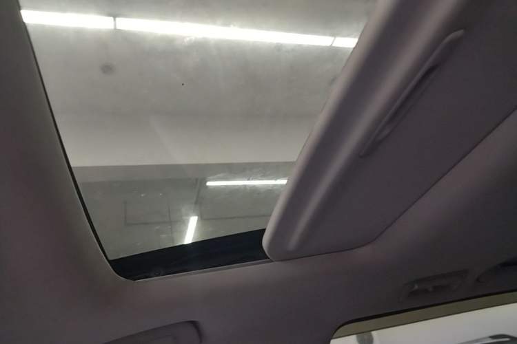 Used GAC Trumpchi M6 2021 270T DCT Luxury Edition (7 Seats) Headliner