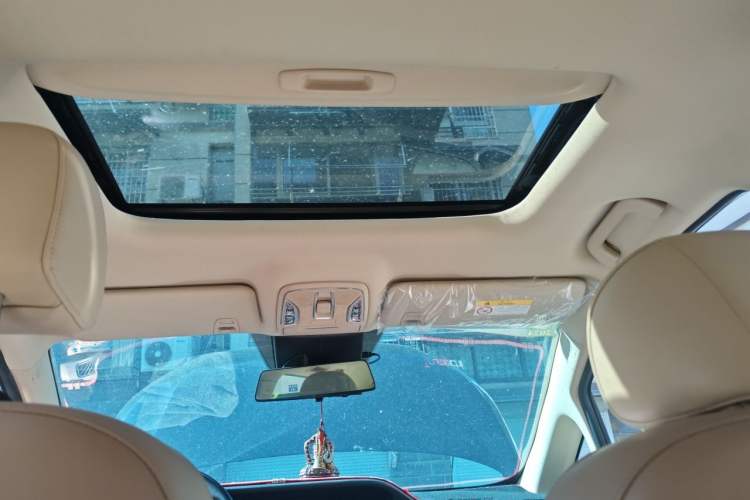 Used GAC Trumpchi M6 2021 PRO 270T Automatic Luxury Edition Headliner