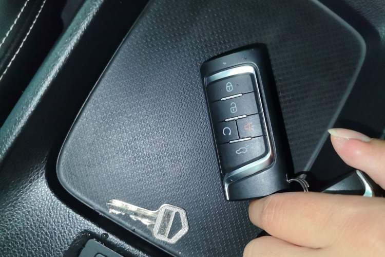 Used GAC Trumpchi M6 2021 270T DCT Luxury Edition (7-seater) Interior 1