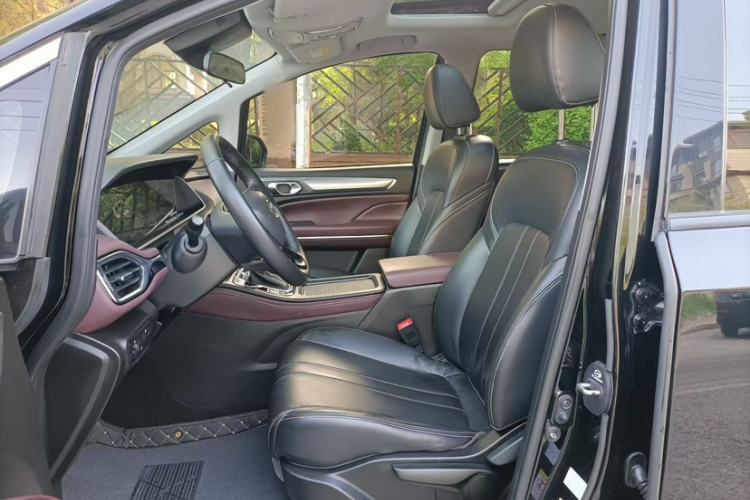 Used GAC Trumpchi M6 2021 PRO 270T DCT Luxury Edition Interior 1