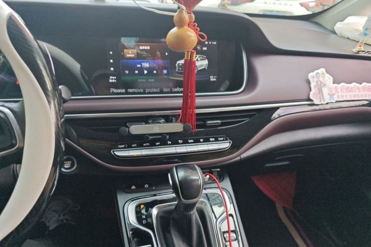 Used GAC Trumpchi M6 2021 PRO 270T Automatic Luxury Edition Interior 2