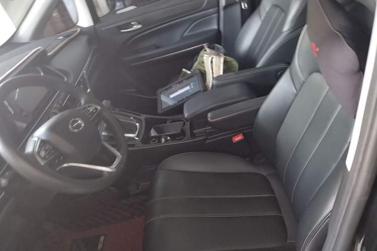 Used GAC Trumpchi M6 2021 270T DCT Luxury Edition (7 Seats) Left Front Seat