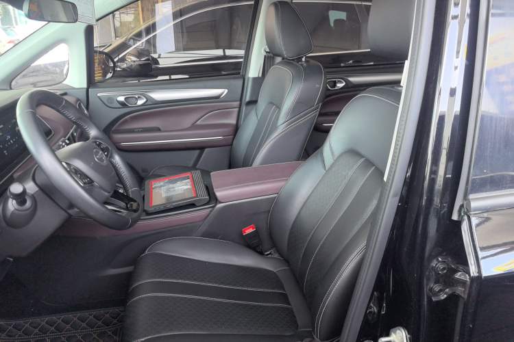 Used GAC Trumpchi M6 2021 PRO 270T DCT Luxury Edition Left Front Seat