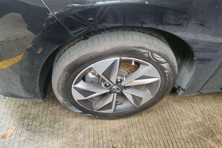 Used GAC Trumpchi M6 2021 270T DCT Luxury Edition (6-seater) Left Front Wheel Hub