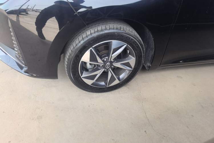 Used GAC Trumpchi M6 2021 PRO 270T DCT Luxury Edition Left Front Wheel Hub