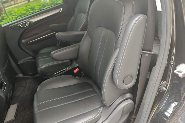 Used GAC Trumpchi M6 2021 PRO 270T DCT Luxury Edition Left Rear Seat