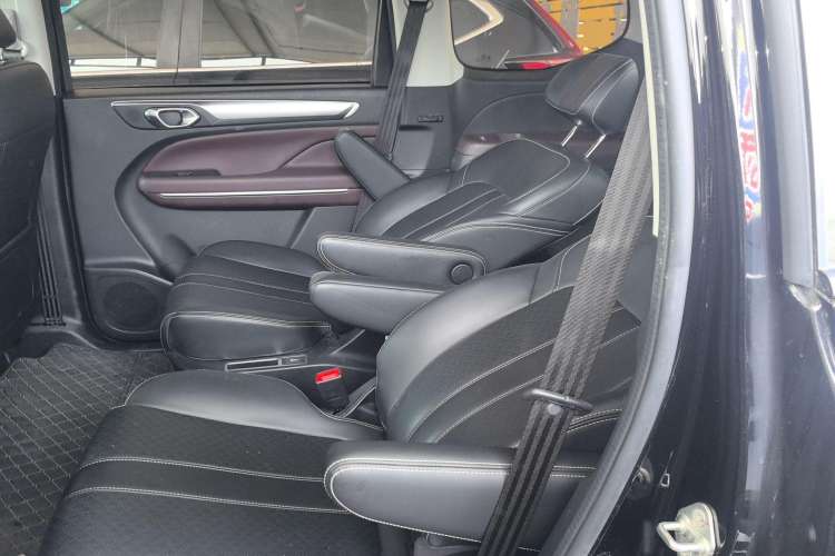 Used GAC Trumpchi M6 2021 PRO 270T DCT Luxury Edition Left Rear Seat