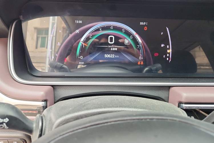 Used GAC Trumpchi M6 2021 270T DCT Prestige Edition (7-seater) Odometer Close Up