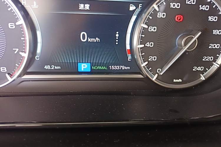 Used GAC Trumpchi M6 2021 270T DCT Luxury Edition (7 Seats) Odometer Close Up