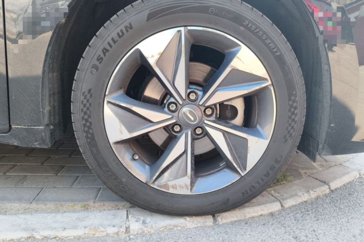 Used GAC Trumpchi M6 2021 PRO 270T DCT Luxury Edition Right Front Wheel Hub