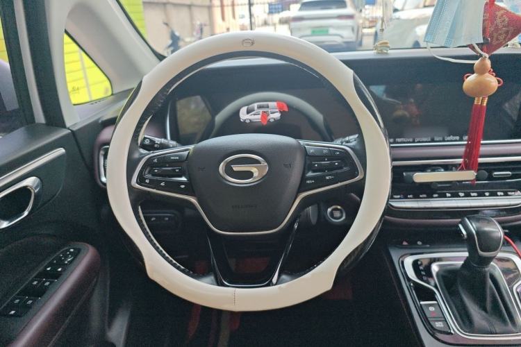 Used GAC Trumpchi M6 2021 PRO 270T Automatic Luxury Edition Steering Wheel