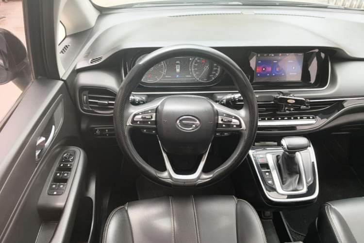 Used GAC Trumpchi M6 2021 270T DCT Luxury Edition (7 Seats) Steering Wheel