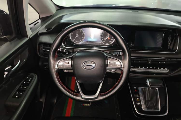Used GAC Trumpchi M6 2021 270T DCT Luxury Edition (7 Seats) Steering Wheel