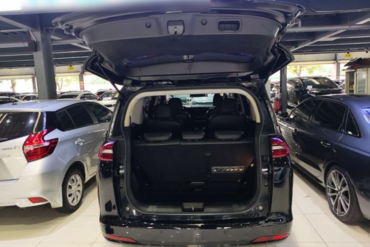 Used GAC Trumpchi M6 2021 270T DCT Luxury Edition (7 Seats) Trunk