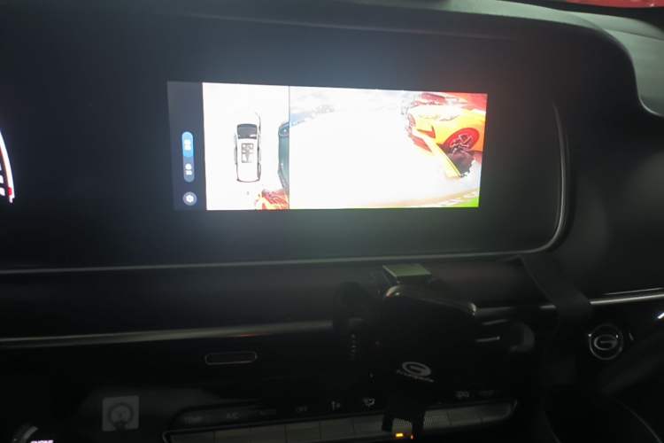 Used GAC Trumpchi M6 2021 270T DCT Elite Edition (7-seater) Audio And AC Panel