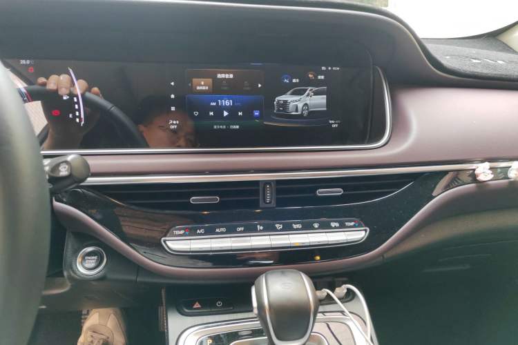 Used GAC Trumpchi M6 2021 PRO 270T Automatic Luxury Edition Audio And AC Panel