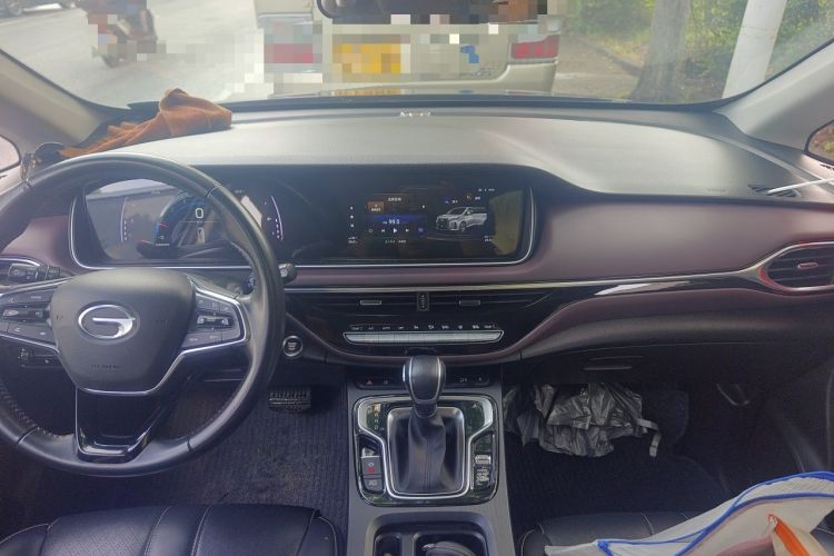 Used GAC Trumpchi M6 2021 270T DCT Luxury Edition (7-seater) Center Console