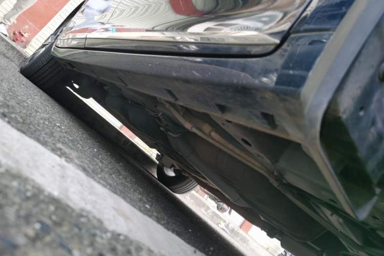 Used GAC Trumpchi M6 2021 PRO 270T DCT Luxury Edition Chassis Front Right