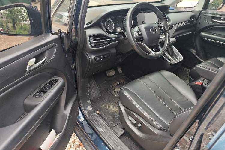 Used GAC Trumpchi M6 2021 270T DCT Luxury Edition (7-seater) Driver Seat