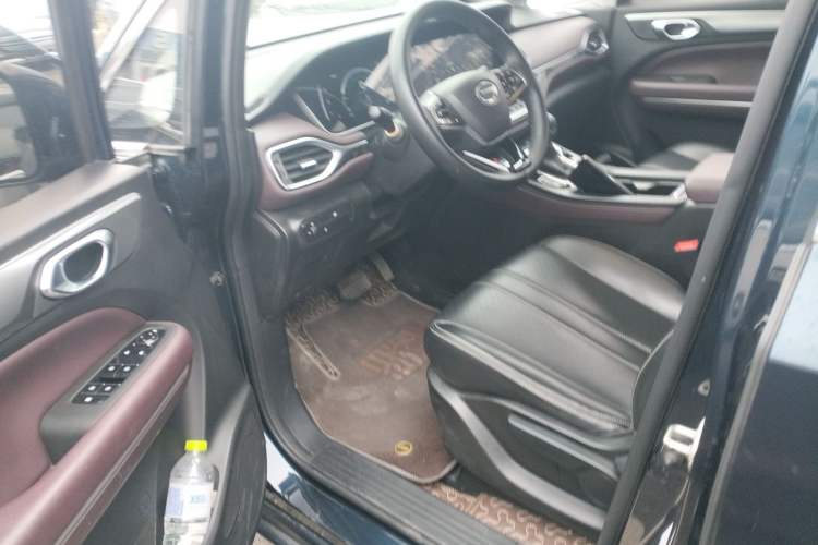 Used GAC Trumpchi M6 2021 270T DCT Elite Edition (7-seater) Driver Seat