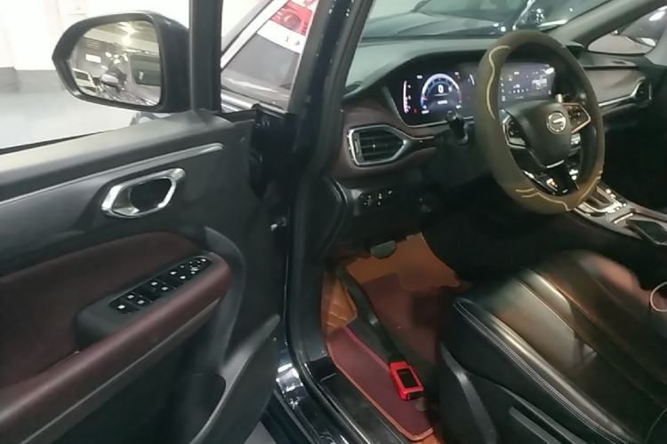 Used GAC Trumpchi M6 2021 PRO 270T Automatic Luxury Edition Driver Seat