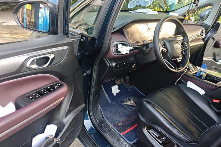 Used GAC Trumpchi M6 2021 270T DCT Luxury Edition (7-seater) Driver Seat