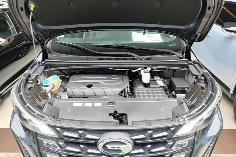 Used GAC Trumpchi M6 2021 PRO 270T DCT Luxury Edition Engine Bay