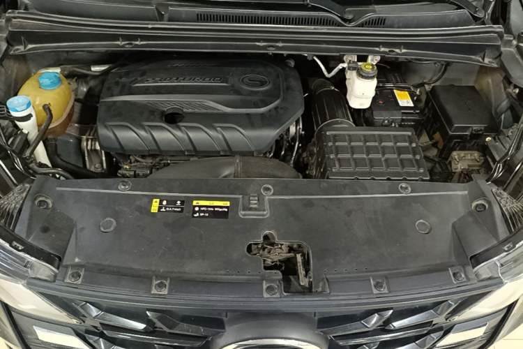 Used GAC Trumpchi M6 2021 PRO 270T DCT Luxury Edition Engine Bay